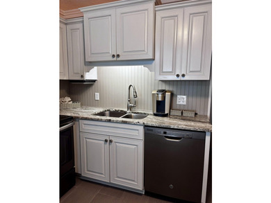This is the condo that you've been waiting for! Beautifully - photo 9