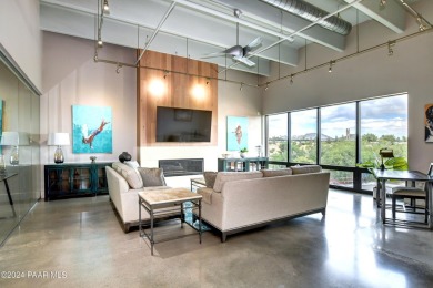 Luxury condo in the heart of downtown Prescott, just one block