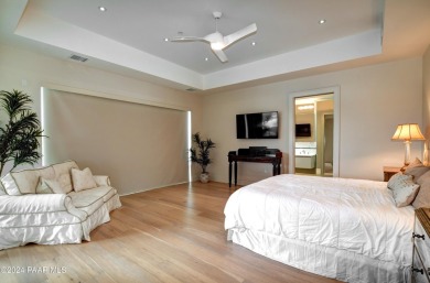 Luxury condo in the heart of downtown Prescott, just one block