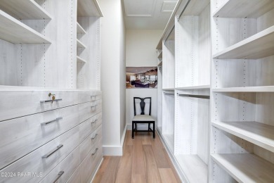 Luxury condo in the heart of downtown Prescott, just one block