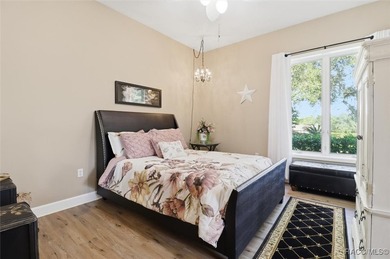Beautifully maintained and tastefully decorated Black Diamond - photo 24