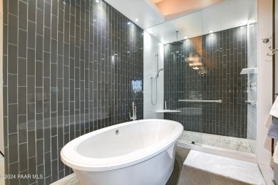 Luxury condo in the heart of downtown Prescott, just one block