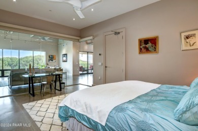 Luxury condo in the heart of downtown Prescott, just one block