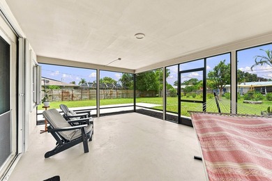 Fully renovated CBS home situated on an over sized .33 acre lot - photo 35
