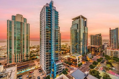 New York loft style meets the San Diego waterfront. Welcome to - photo 1