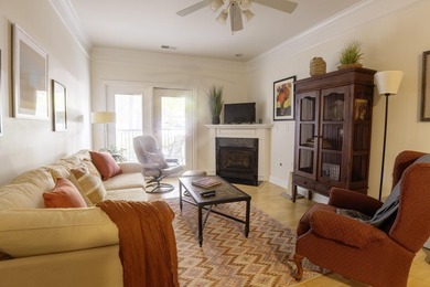 This luxury 2 bed/2bath condo is conveniently located in The - photo 4