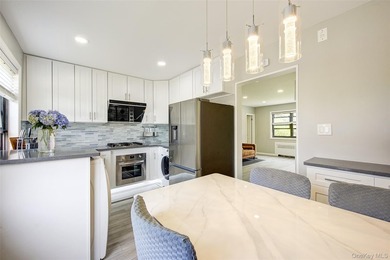 Welcome to this beautifully updated home featuring a 2-bedroom - photo 10