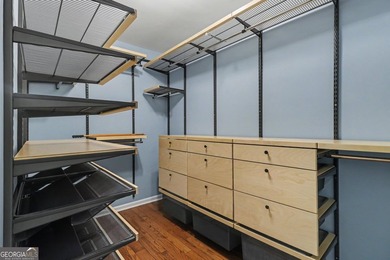 Beautifully renovated and move-in ready, this exceptional 4 - photo 13