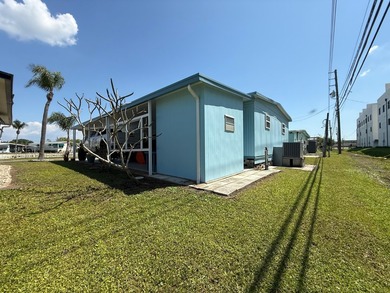Just listed is this 2-bedroom 2-bathroom quality remodel in - photo 21