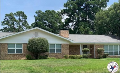 (private lake, pond, creek) Home For Sale in Texarkana Texas