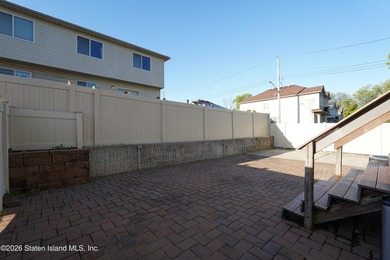 RE-SALE HOMES HAD NO TRANSFER TAX AS NEW CONSTRUCTION MAKES THE - photo 38
