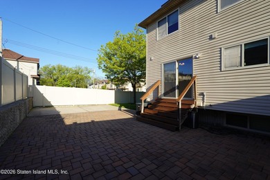 RE-SALE HOMES HAD NO TRANSFER TAX AS NEW CONSTRUCTION MAKES THE - photo 39