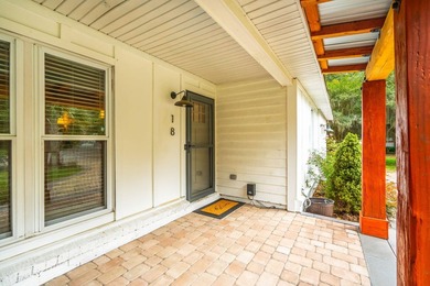 Discover this wonderful three-bedroom, two-bathroom brick ranch - photo 7
