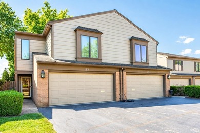 Overlooking Evansville Country Club, this exceptional 3 bedroom - photo 1