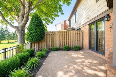 Overlooking Evansville Country Club, this exceptional 3 bedroom - photo 3