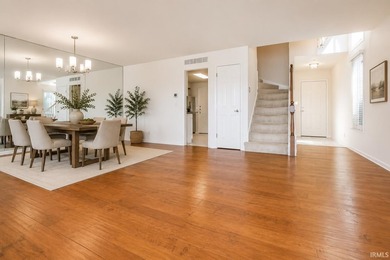 Overlooking Evansville Country Club, this exceptional 3 bedroom - photo 8
