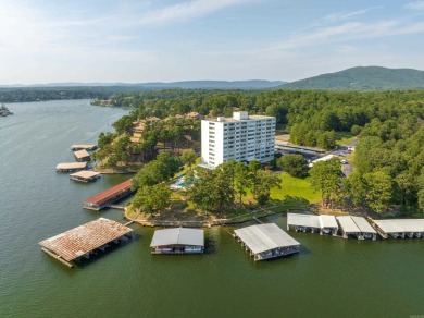 Lake Home For Sale in Hot Springs, Arkansas