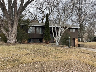 Mitchell Lake Home Sale Pending in Eden Prairie Minnesota