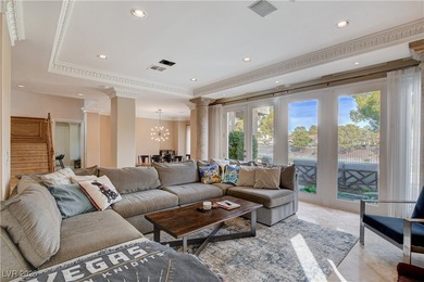 Set behind the guard gates of the iconic Spanish Trail Country