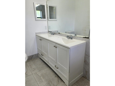 Welcome to this charming 3-bedroom, 2-bathroom townhouse located - photo 14