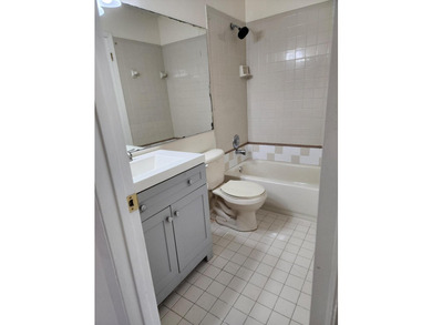 Welcome to this charming 3-bedroom, 2-bathroom townhouse located - photo 16