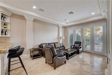 Set behind the guard gates of the iconic Spanish Trail Country