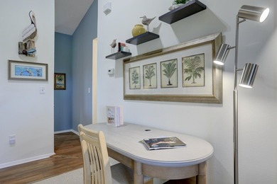 TURNKEY,FULLY FURNISHED 2BR/2BA with stunning lake and golf - photo 20