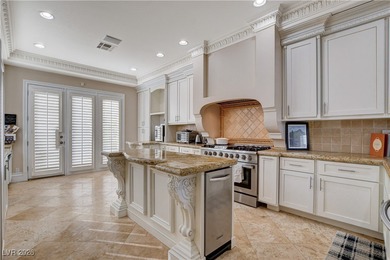 Set behind the guard gates of the iconic Spanish Trail Country