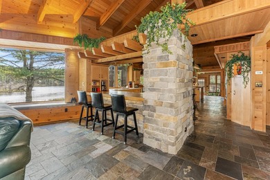 This luxury 4BR/3BA custom estate near Land O'Lakes sits on 14 - photo 8