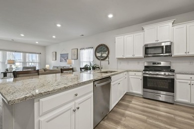 Welcome to this beautifully maintained Kensington floor plan in - photo 10