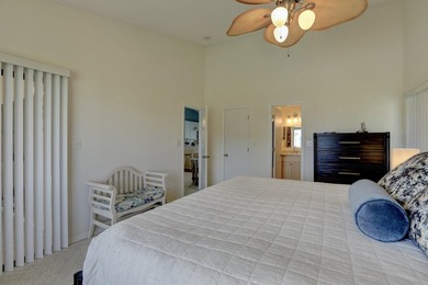 TURNKEY,FULLY FURNISHED 2BR/2BA with stunning lake and golf - photo 33