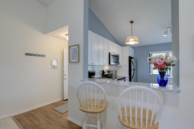 TURNKEY,FULLY FURNISHED 2BR/2BA with stunning lake and golf - photo 35