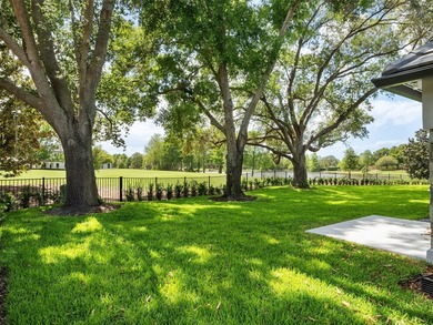 Set along Isleworth's signature 12th fairway, this fully - photo 38