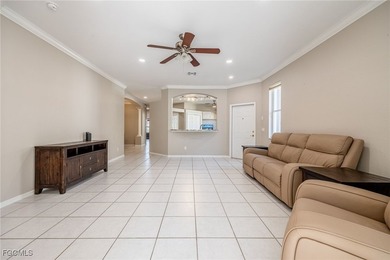 Preserve-view 3-bedroom, 2-bath single-family pool home in the - photo 7
