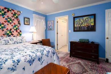 Very nice four bedroom, 3 bath home on quiet circle overlooking - photo 13