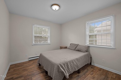 1208 W Murray Ave is a Duke-area darling that's been quietly