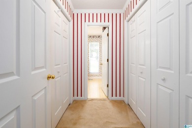 Very nice four bedroom, 3 bath home on quiet circle overlooking - photo 14