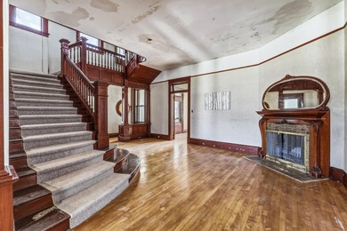 Historic Downtown Investment Opportunity showcasing timeless - photo 14