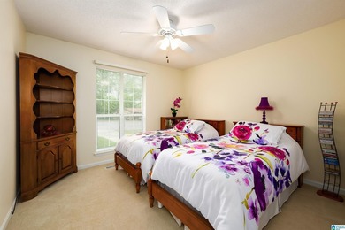 Very nice four bedroom, 3 bath home on quiet circle overlooking - photo 17