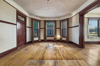 Historic Downtown Investment Opportunity showcasing timeless - photo 18