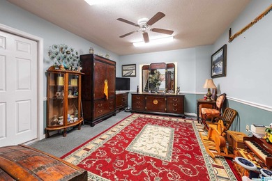 Very nice four bedroom, 3 bath home on quiet circle overlooking - photo 19