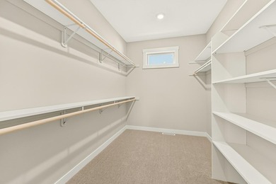Exceptional craftsmanship, charm & high-end finishes throughout - photo 23