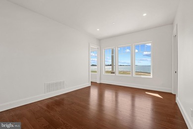 Set on a 2.38 acre peninsula with 1,100 feet of waterfrontage - photo 24