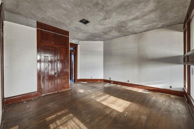 Historic Downtown Investment Opportunity showcasing timeless - photo 28