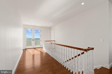 Set on a 2.38 acre peninsula with 1,100 feet of waterfrontage - photo 32