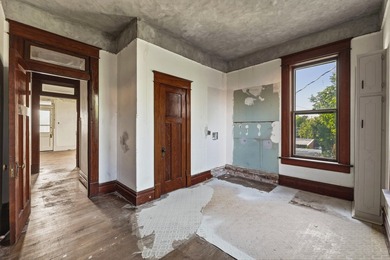 Historic Downtown Investment Opportunity showcasing timeless - photo 34
