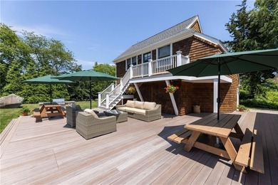 Weekapaug at its finest.Nestled on nearly 3/4 of an acre of - photo 8