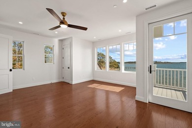 Set on a 2.38 acre peninsula with 1,100 feet of waterfrontage - photo 40
