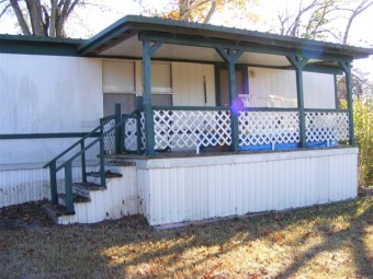 Lake Navarro Mills Home Sale Pending in Dawson Texas