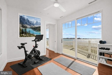 Set on a 2.38 acre peninsula with 1,100 feet of waterfrontage - photo 48